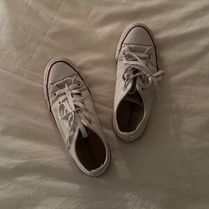 White Converse Sneakers - Fair